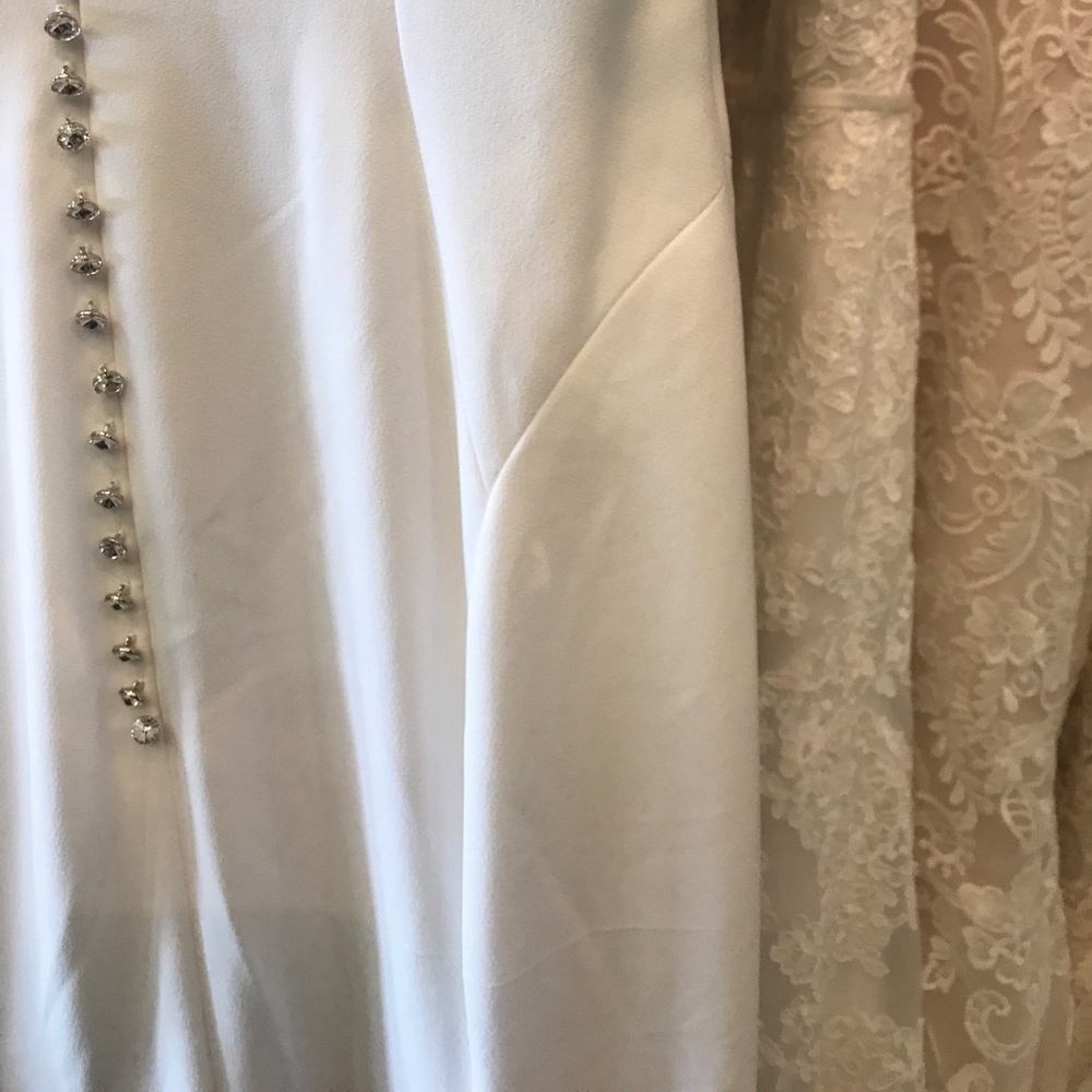 Enzoani Janine gown - Picture 6 of 8