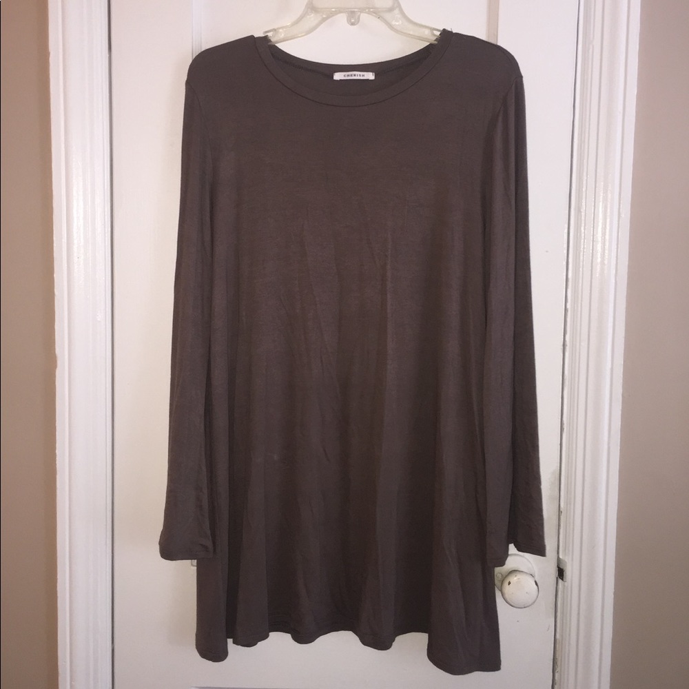 Bell-sleeved Tunic