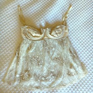 D&G sexy dressy lacy tank!