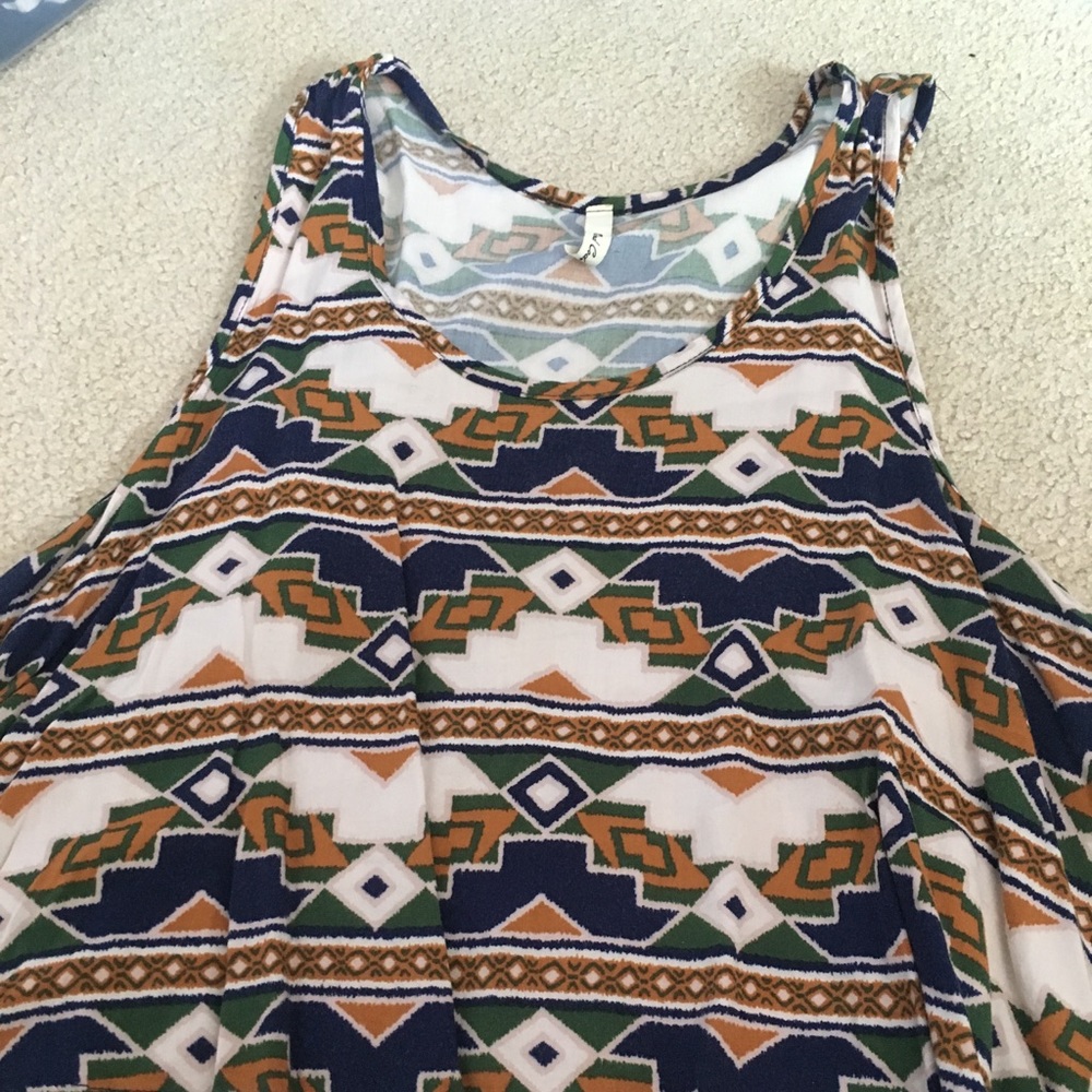 Crop top tank top.