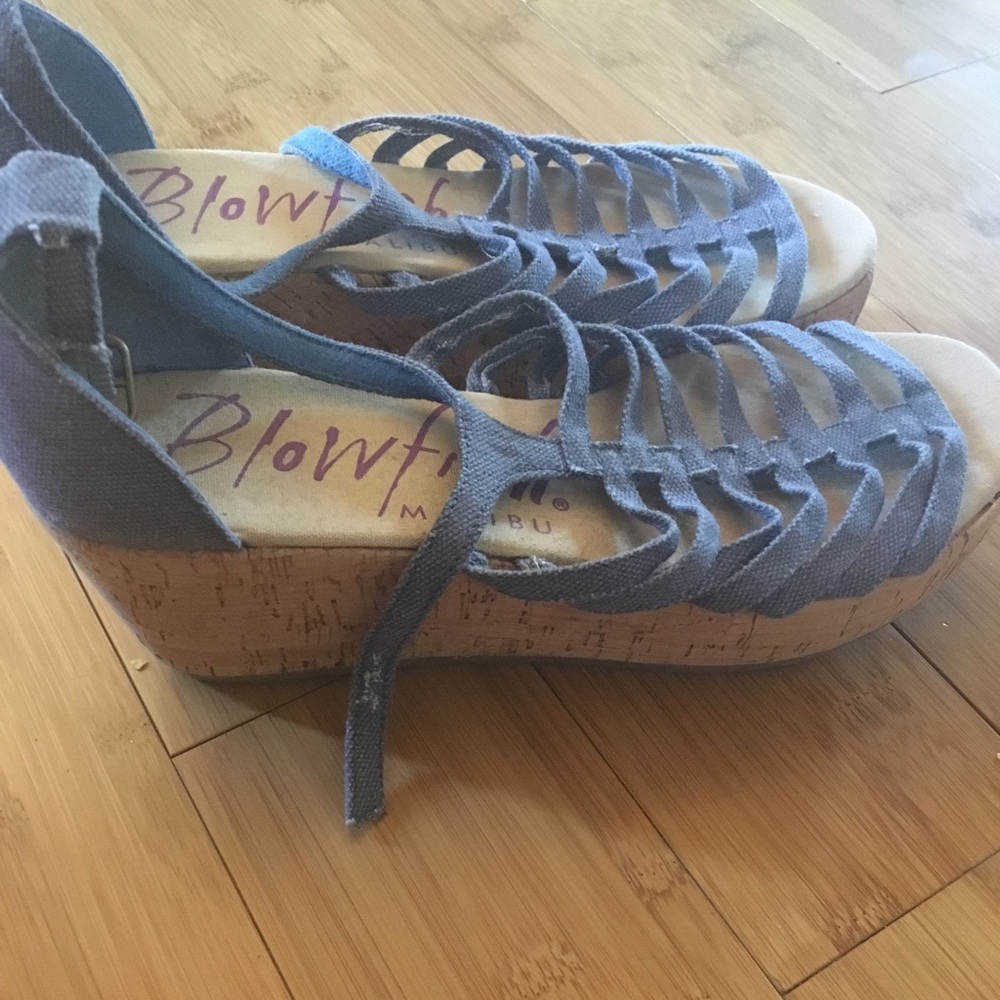 Blowfish Wedges, size 8
