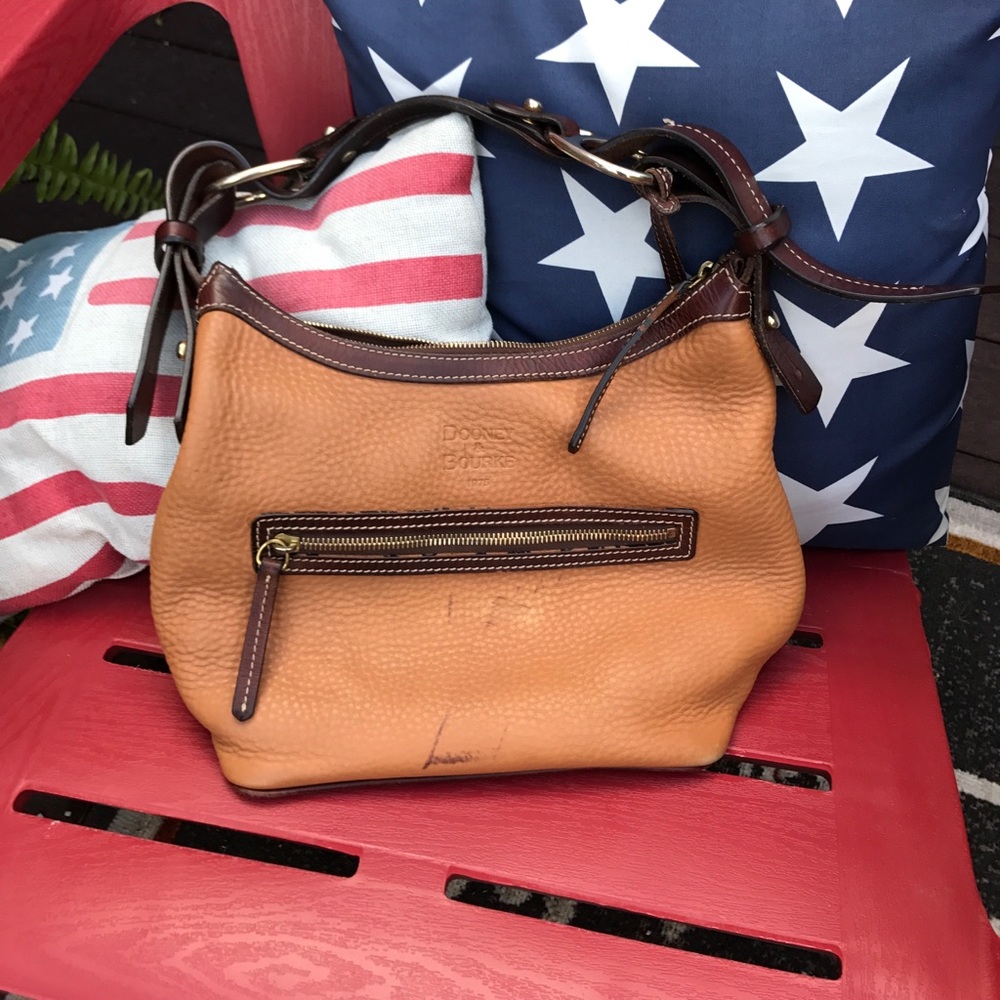 Dooney & Bourke purse