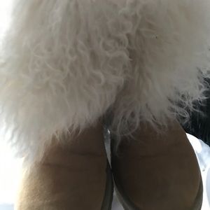 UGG MONGOLIAN SHORT SUEDE SHEEPSKIN SAND BOOTS 🙂