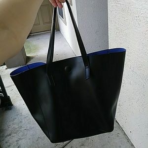 Black Tote