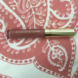 ILUVSARAHII X COLOURPOP 951