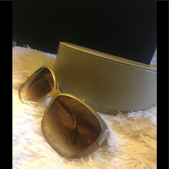 ??Oliver Peoples Gold Cat Eye Sunglasses ?