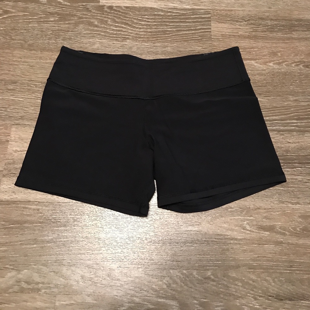Lululemon Black Boogie Short 5"
