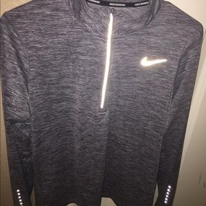 Nike Pullover
