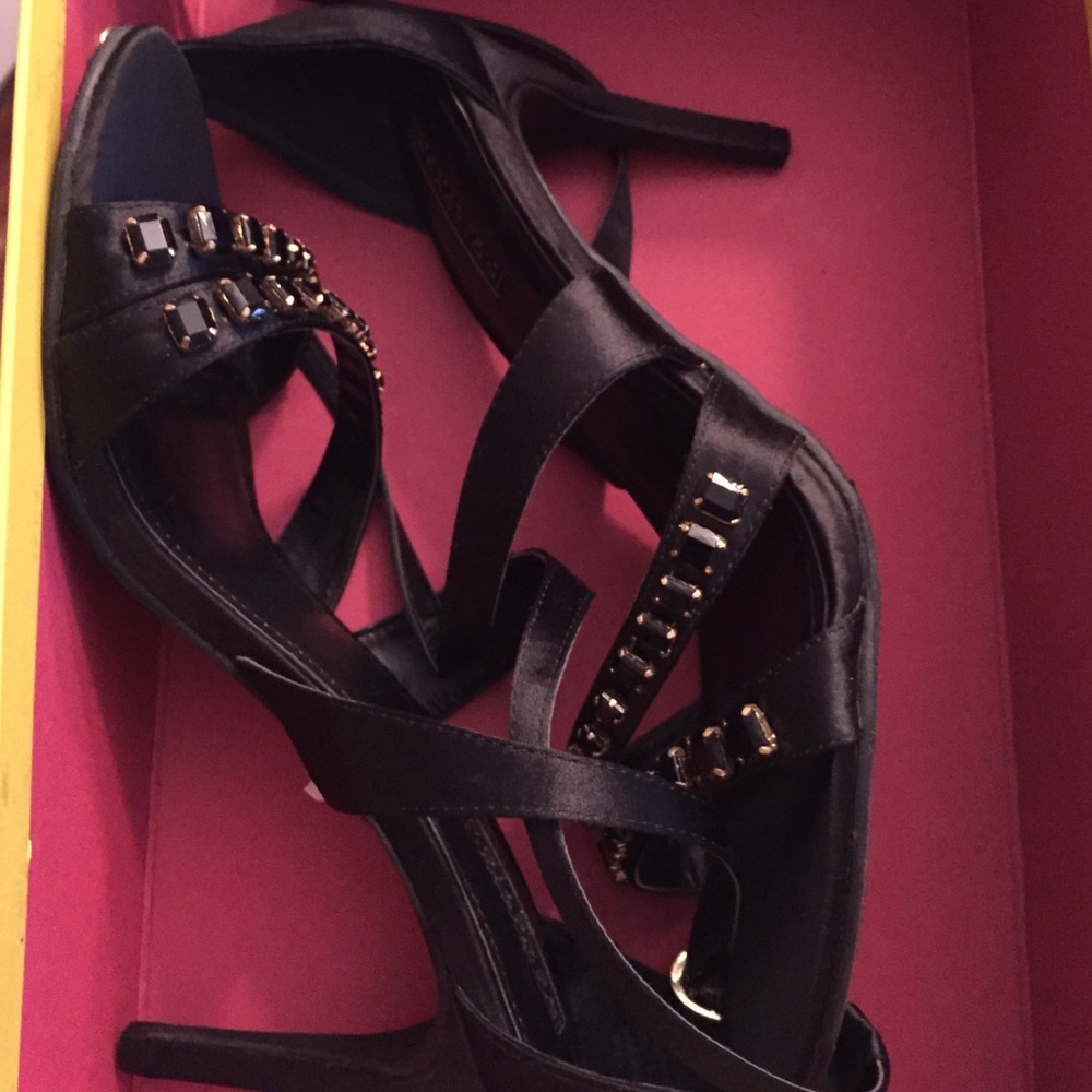 Brand New Kenneth Cole Heels