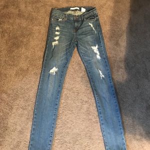 Women's jeans