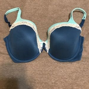 34DD Victoria's Secret lined perfect coverage bra