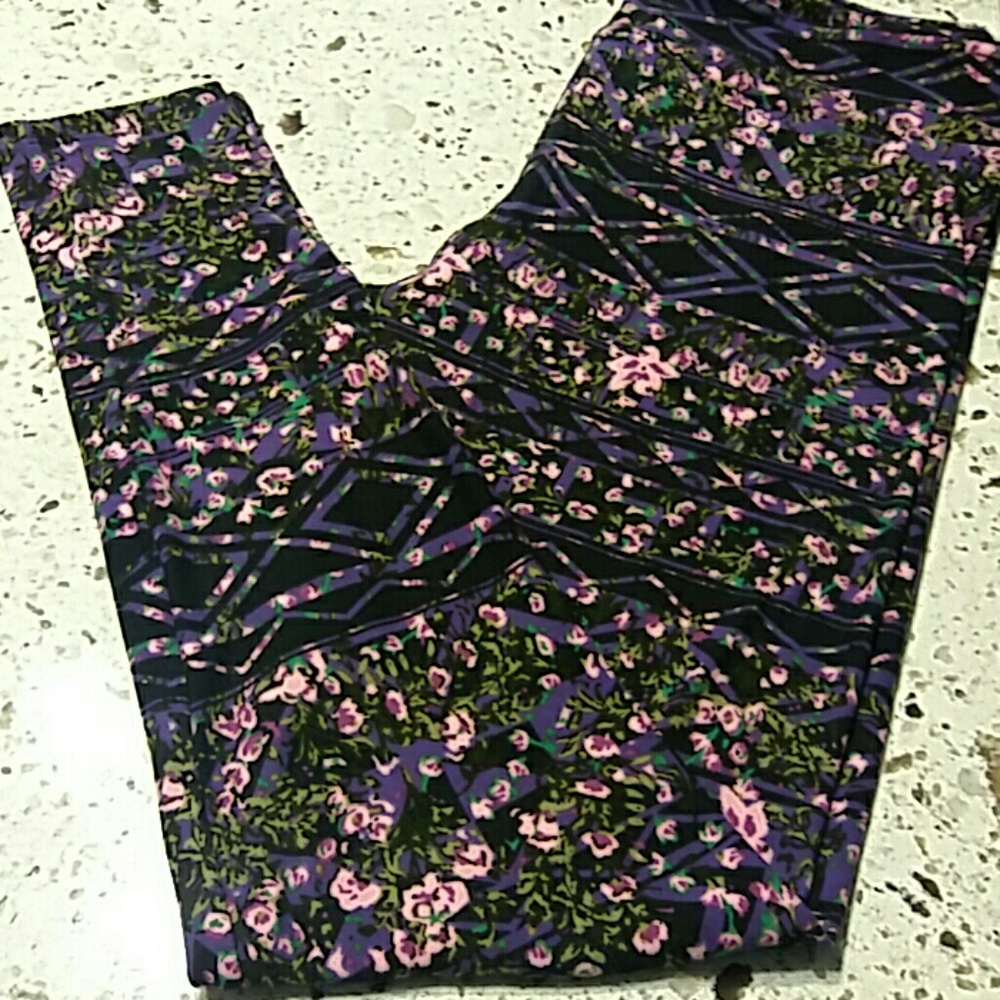 Lularoe leggings TC  brand new no tags