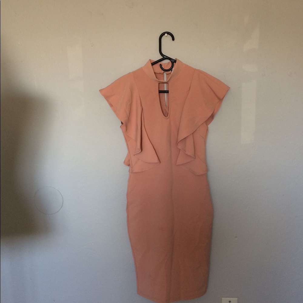 In Style peach fitted dress