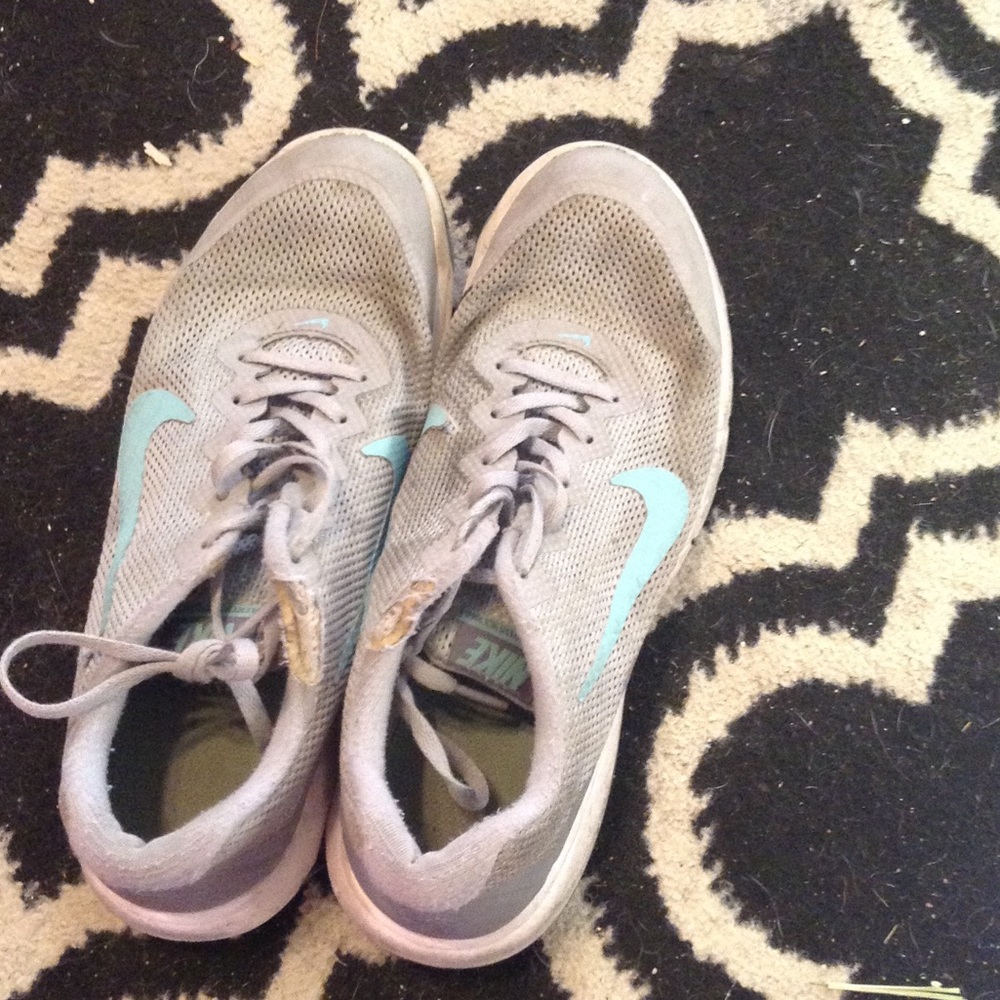 Flex experiment nike little damage