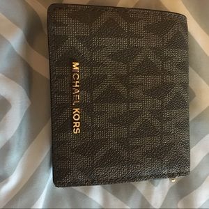‼️MK wallet Brand New with Tags‼️