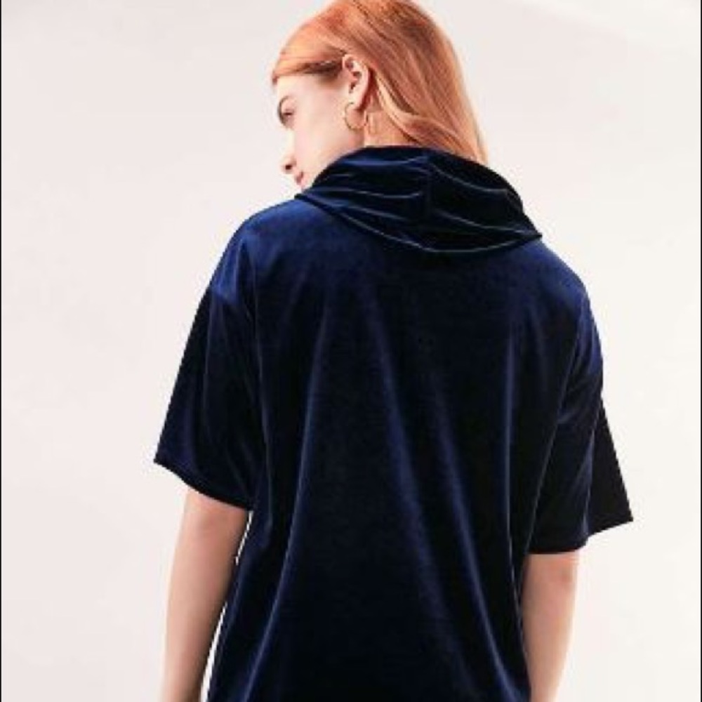 Velvet Hoodie Dress - Picture 4 of 5