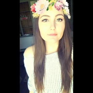 Meet your Posher, Anika