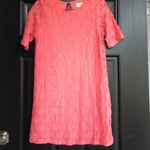 Everly Coral Shift Dress sz small