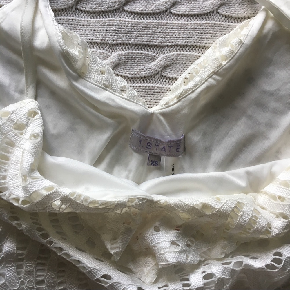 HP ✨ Beautiful 1. State Lace Top NWT • Size XS - Picture 2 of 3