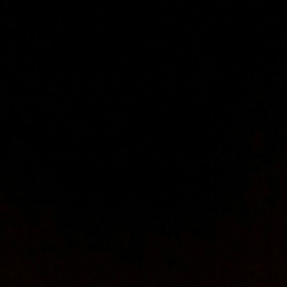 Meet your Posher, Hannah - Picture 1 of 1