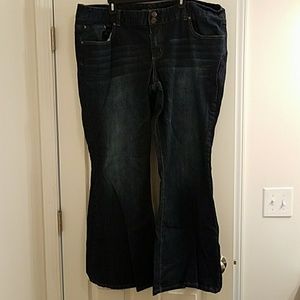 Like New Maurices Flare Jeans Size 26 Like New Maurices Flare Jeans Size 26