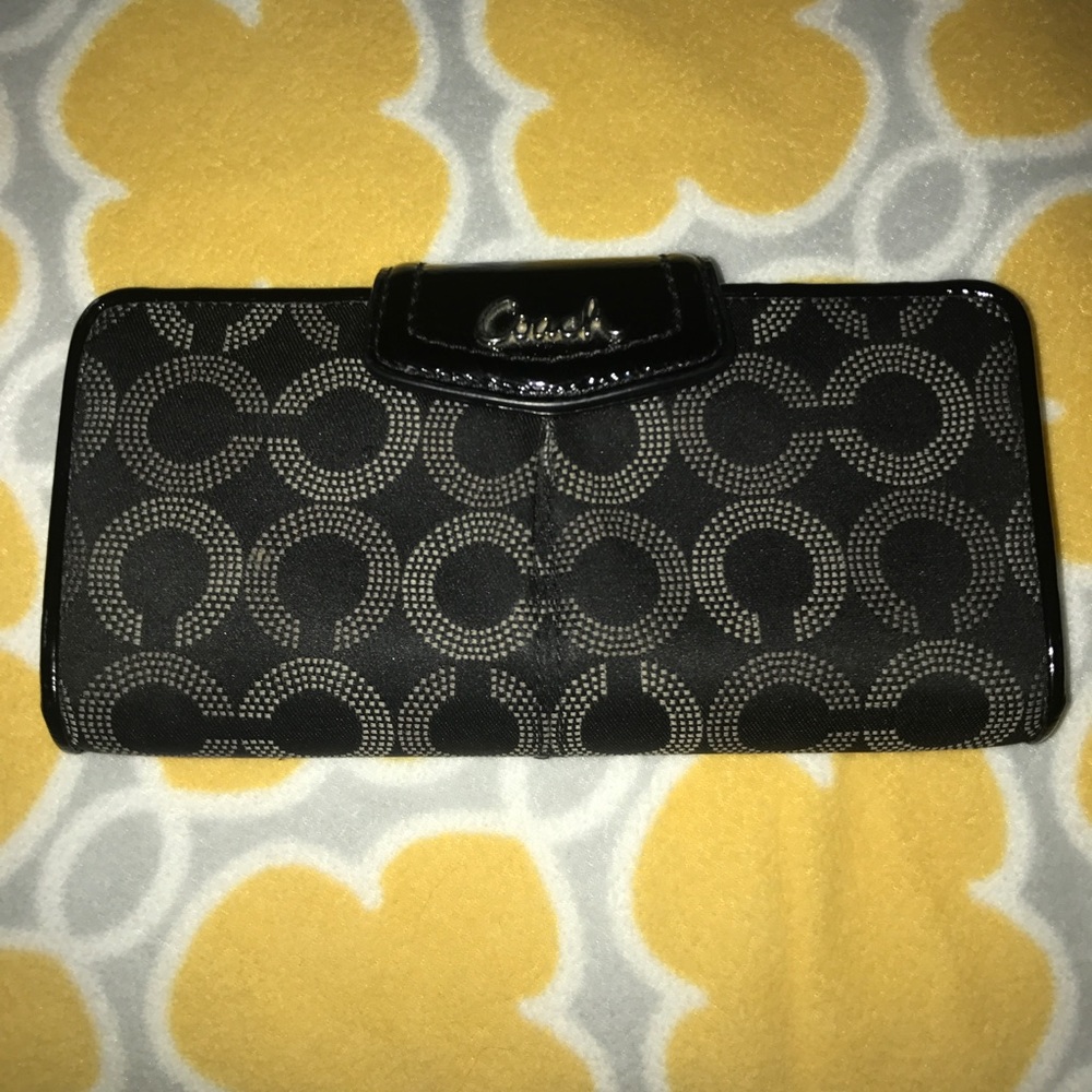 Coach wallet