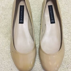 Steven Patent Leather