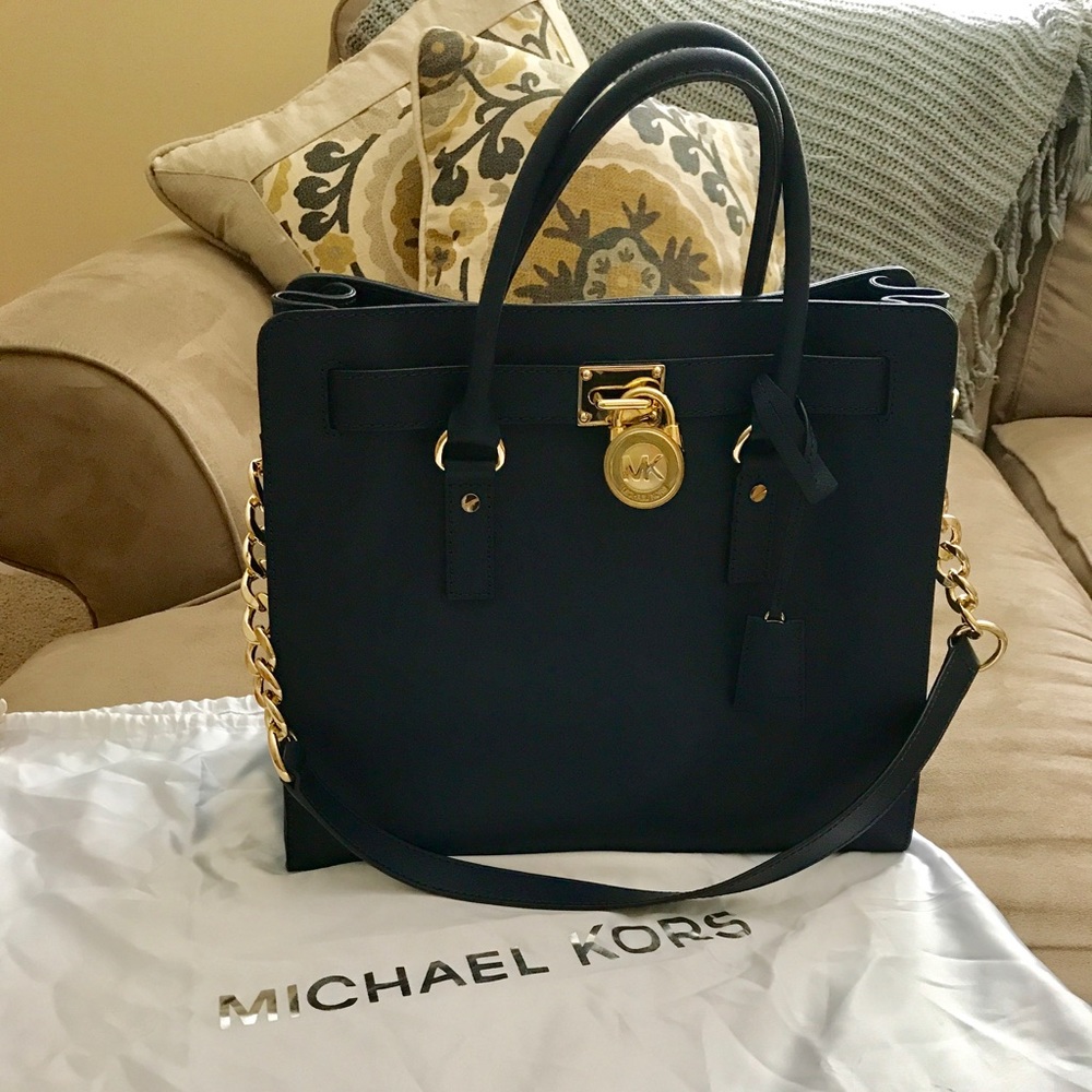 Michael Kors Hamilton Large Navy Tote