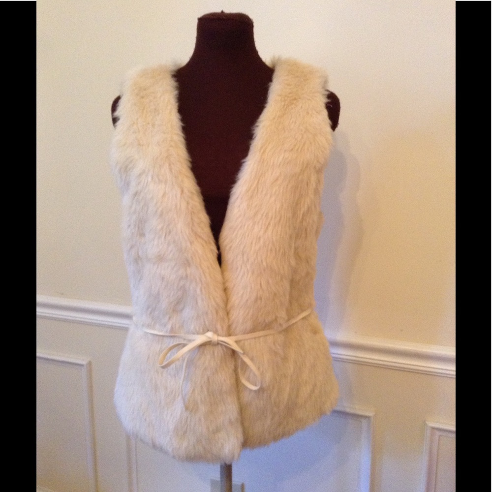 New Faux Fur Vest - Picture 2 of 2