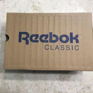 Women Reebok Classic shoes