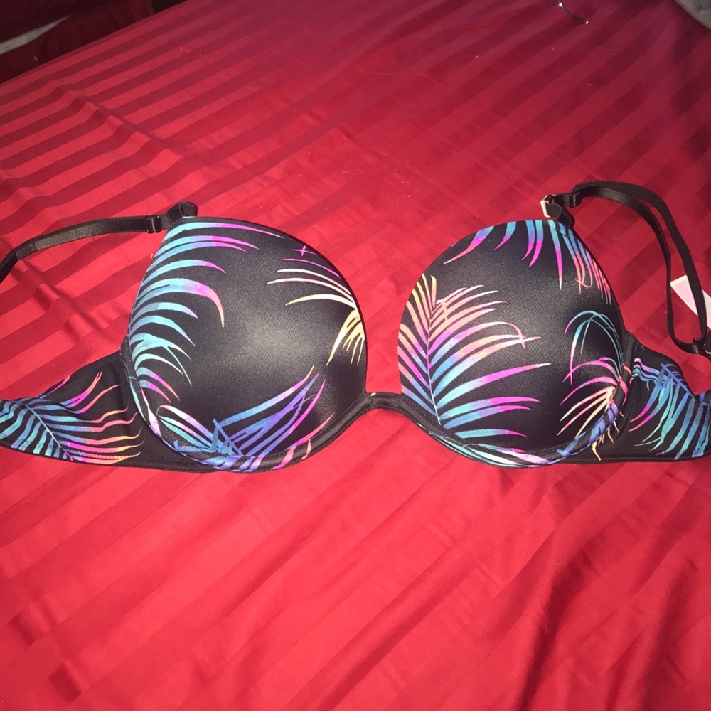 Victoria's Secret PINK Wear Everywhere Super Push