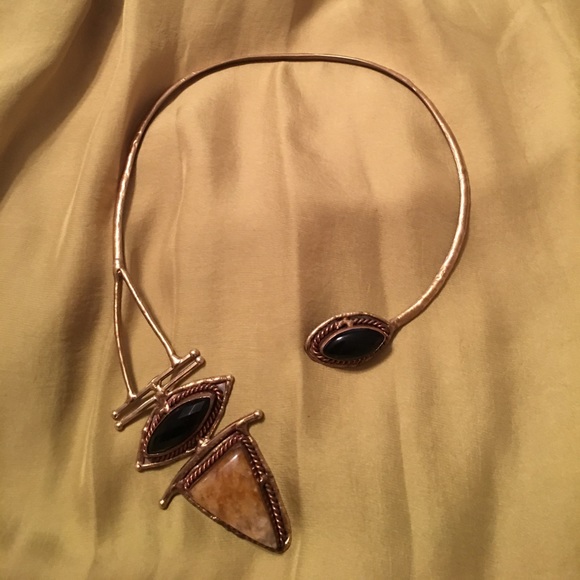 Open gold color choker Necklace with pendants - Picture 1 of 4