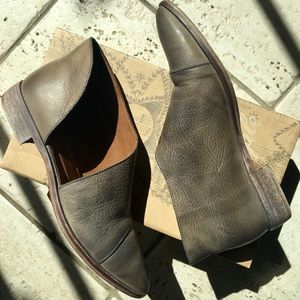 Free People Royals Flat