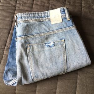 Zara Perfectly worn in boyfriend jeans NWOT