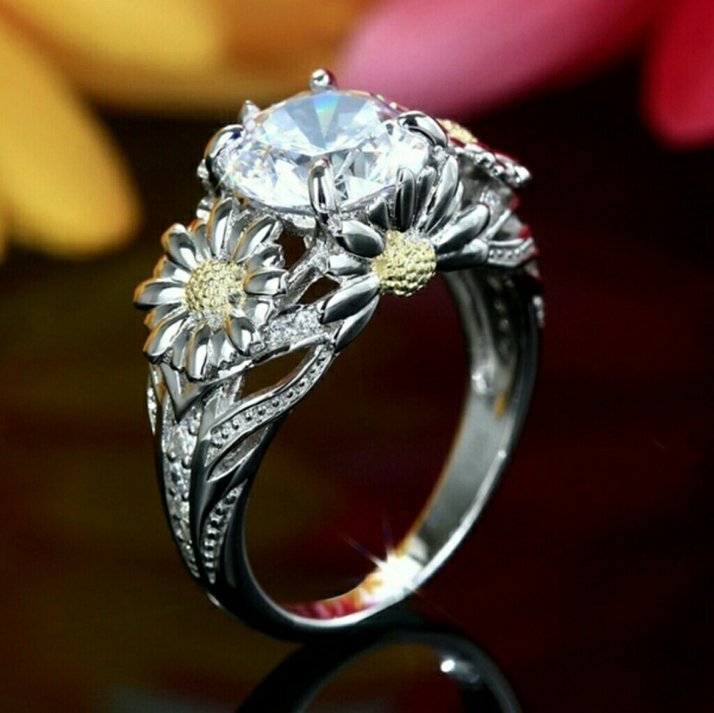 Two-Toned 925 Sterling Silver Yellow Daisy Ring - Picture 1 of 7