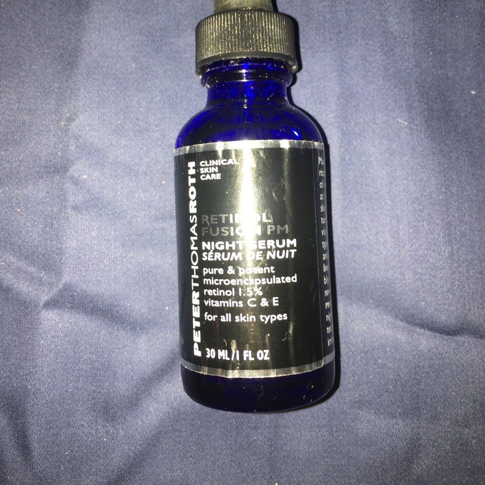 Peter Thomas Roth retinal fusion pm night serum