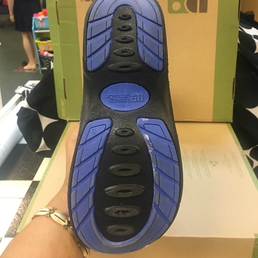 Size 3 Shell boot - Picture 2 of 5