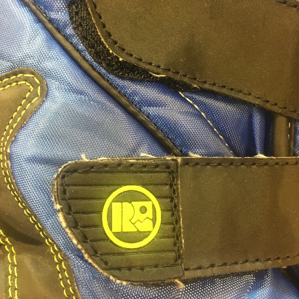 Size 3 Shell boot - Picture 3 of 5