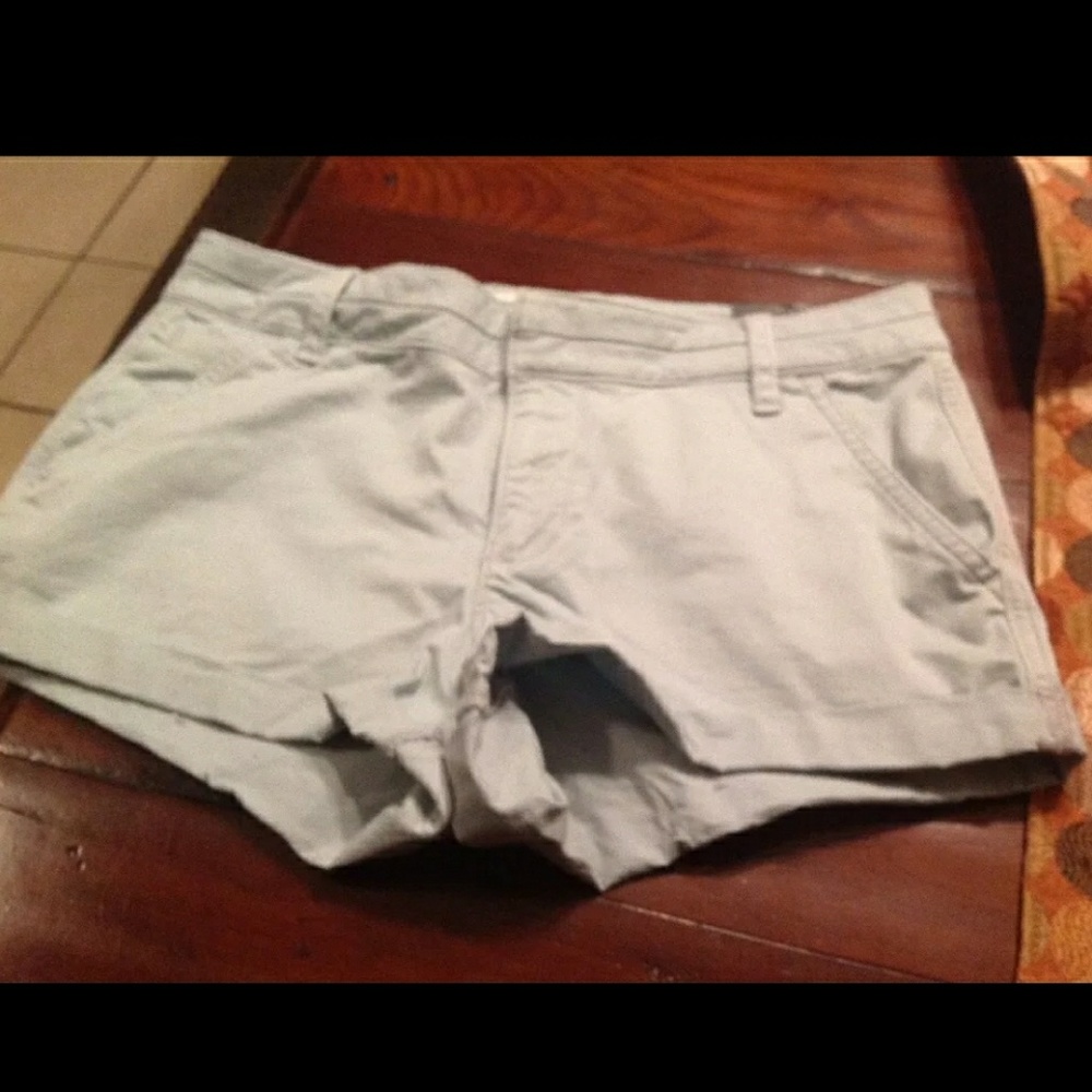 NWT ABERCROMBIE and Fitch. Size 4