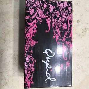 Women dress up shoes