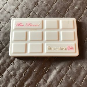 Too Faced White Chocolate Chip Palette