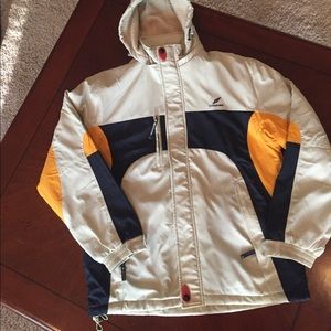 Very nice and super warm men's winter jacket.