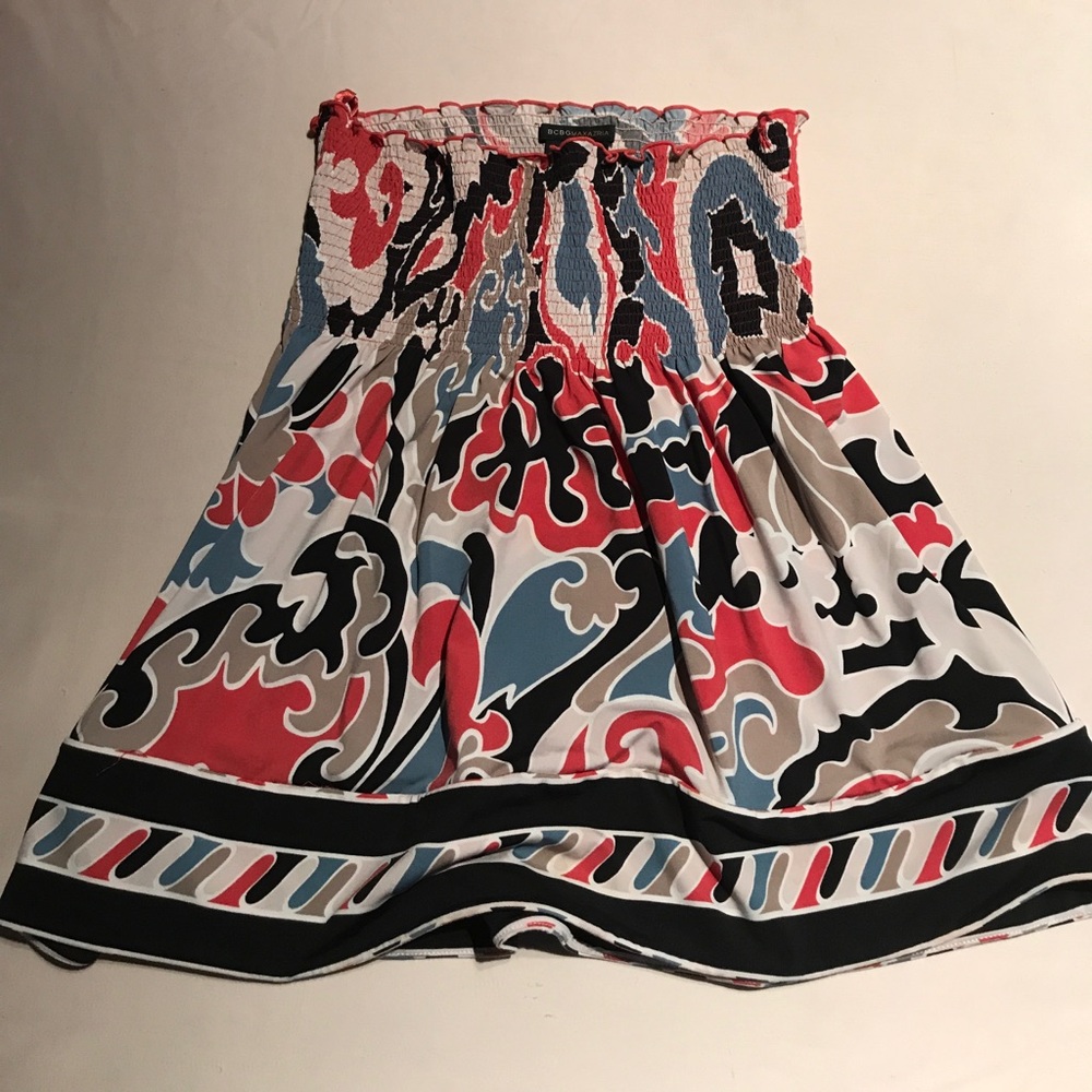 BCBGMAXAZARIA tube top in a fun pattern