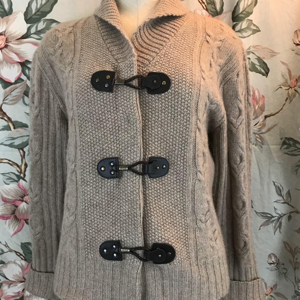 Qi Cashmere Women's Brown Sweater. Size Small