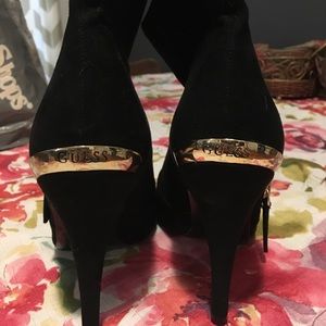 Guess pointed toe black bootie heels