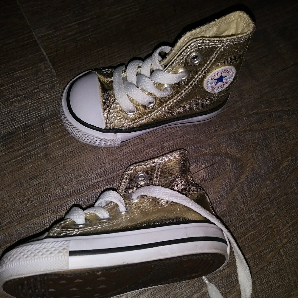 Infant chuck taylor