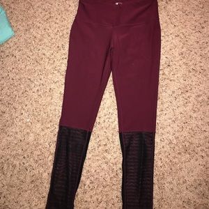 Maroon leggings