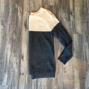 Forever 21 Small Colorblock Sweater Soft