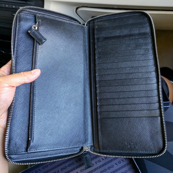 Prada Bags - NWT Prada black clutch wallet Prada Bags - NWT Prada black clutch wallet