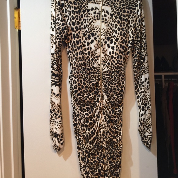 Hot leopard print Tart form fitted dress - Picture 5 of 6